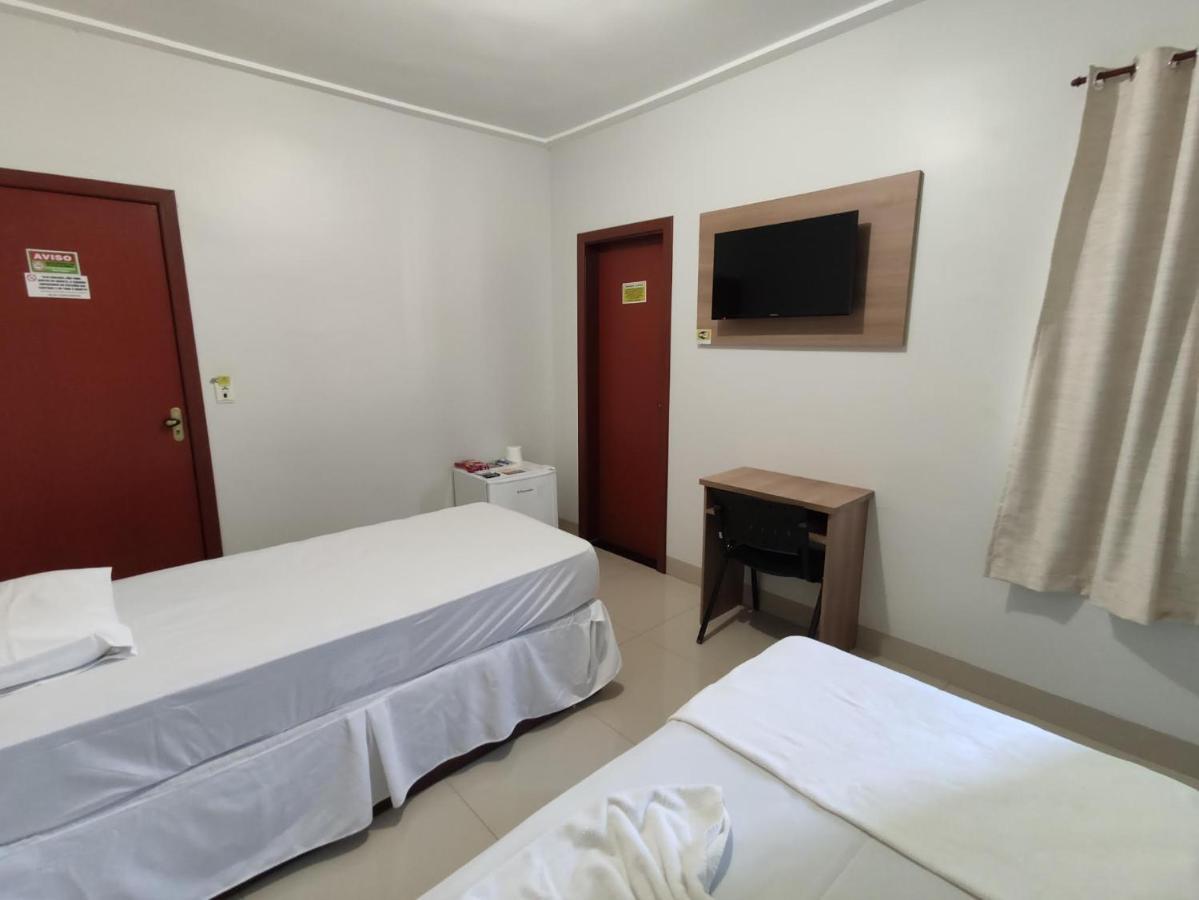 Catalão Cemarim Hotel מראה חיצוני תמונה