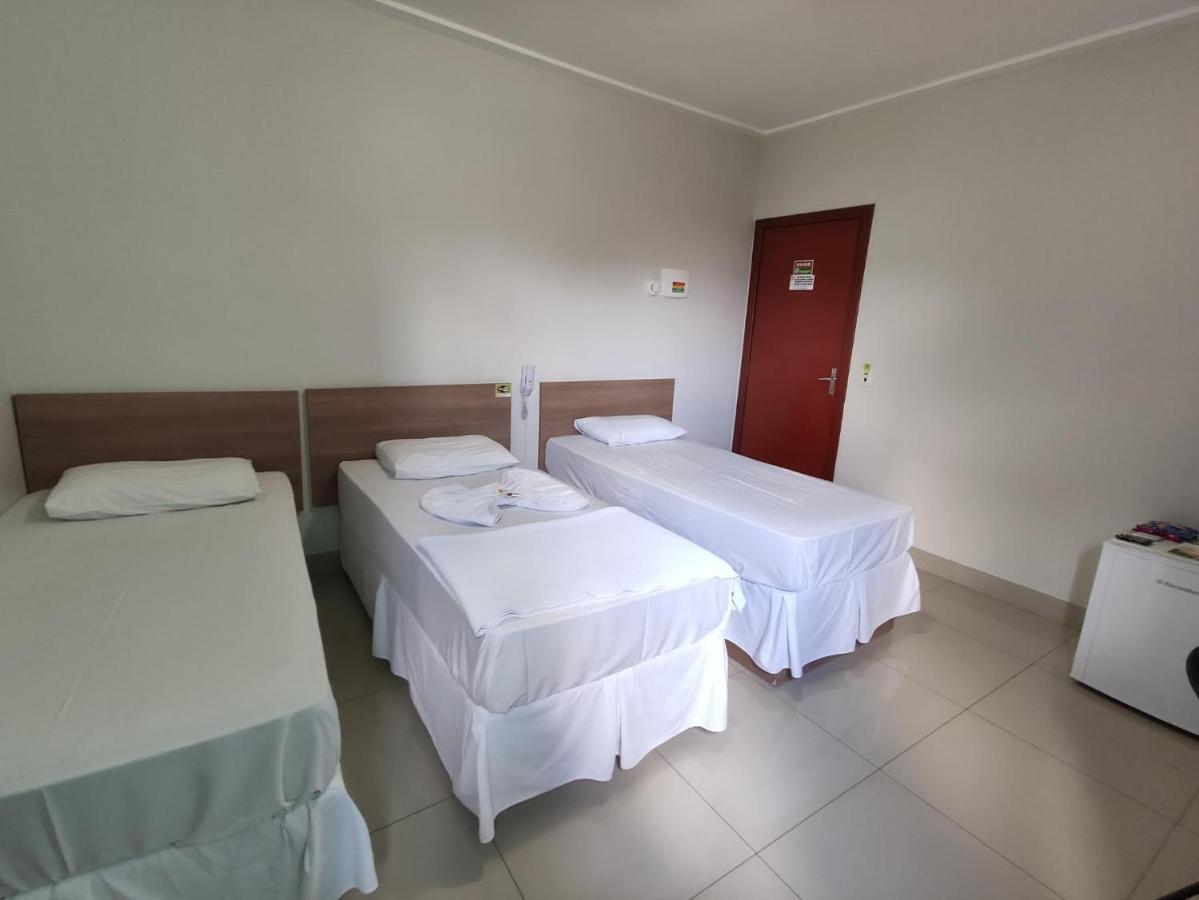 Catalão Cemarim Hotel מראה חיצוני תמונה