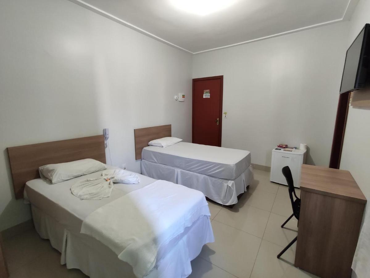 Catalão Cemarim Hotel מראה חיצוני תמונה