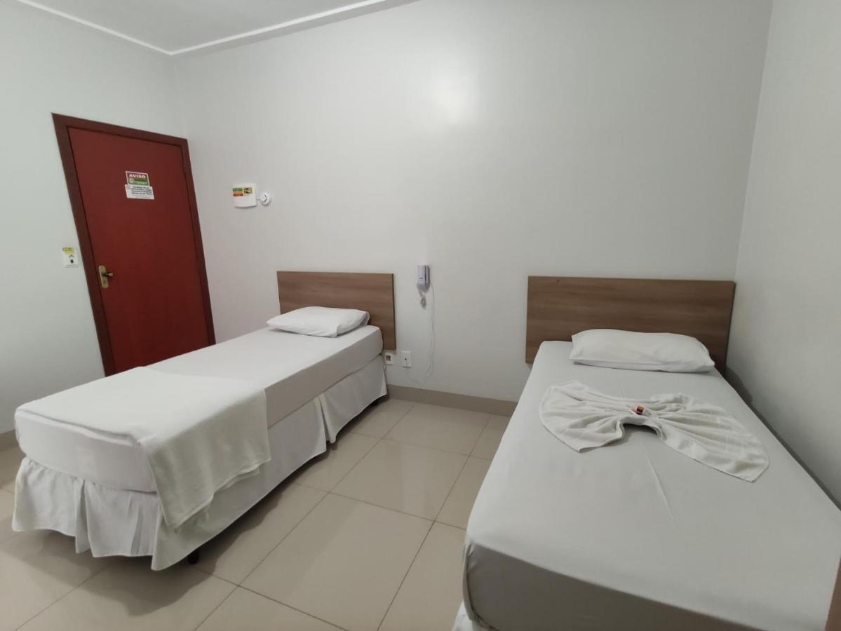 Catalão Cemarim Hotel מראה חיצוני תמונה